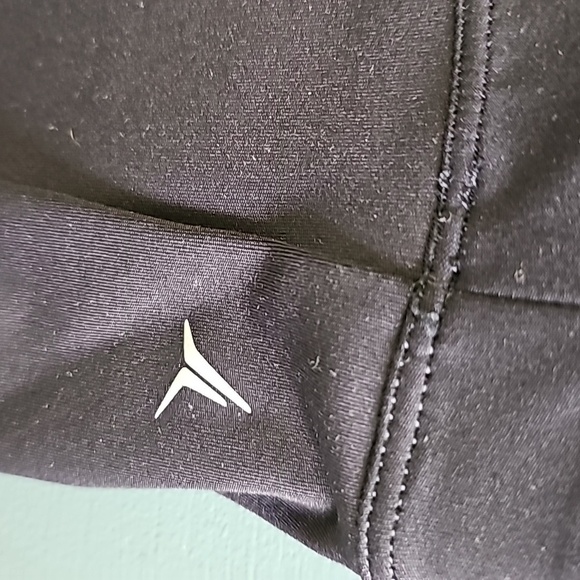 Old Navy women's black sports bra. Size XXL. No pads, stretch. - Picture 3 of 8